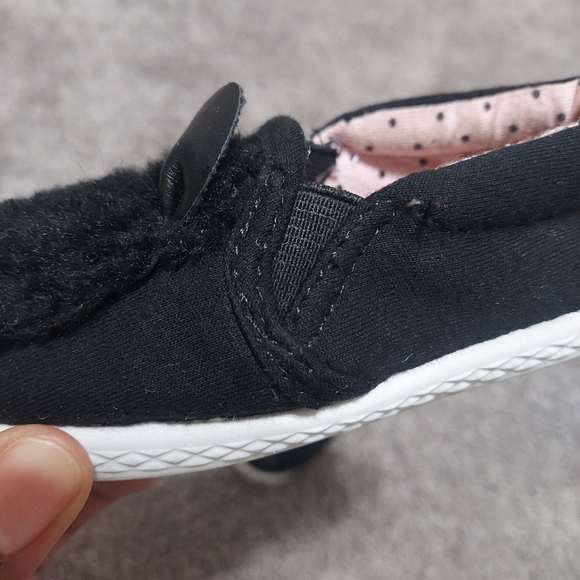 Shoes - Picture 5 of 6